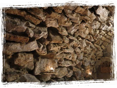 Hauseigener Weinkeller Kantina – Eingang